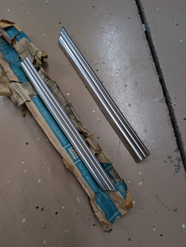 3904594 3904593 nos front - 3904593,