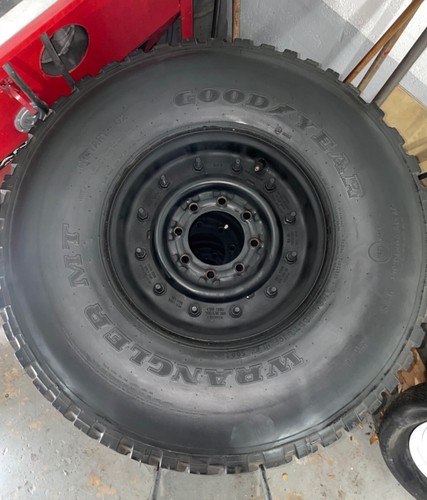 Goodyear wrangler m998 - ,
