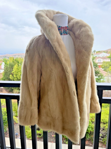 Genuine blonde jasmine - jasmine, mink