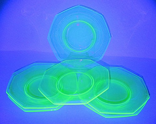 Set green uranium - 6,