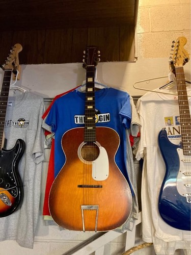 Silvertone s64 acoustic - s64-h,
