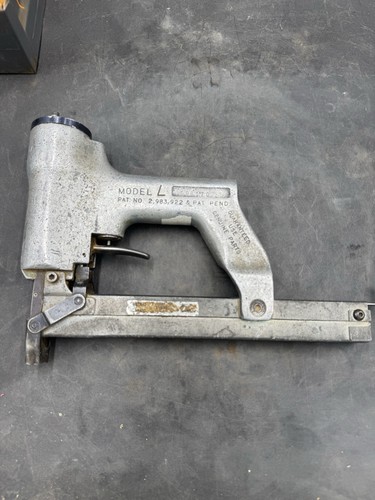 Senco model pneumatic 18 - pneumatic,