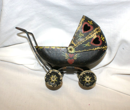 Vtg antique tin - antique, wyandotte