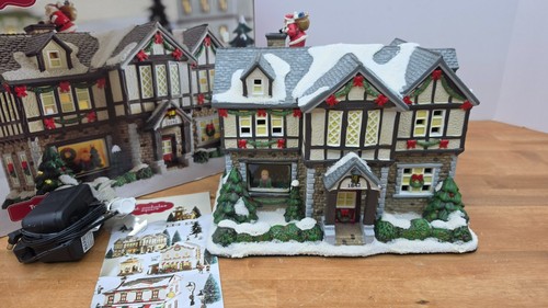 Nicholas square tudor - st,