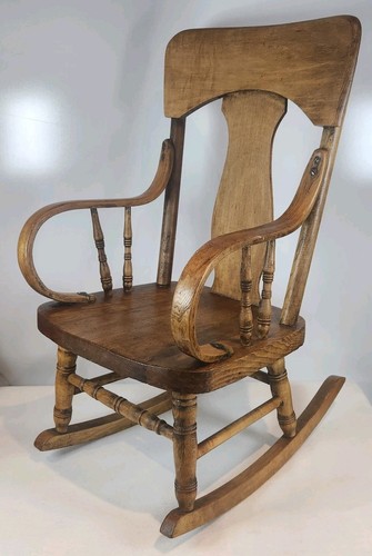 Antique child farmhouse - child's,
