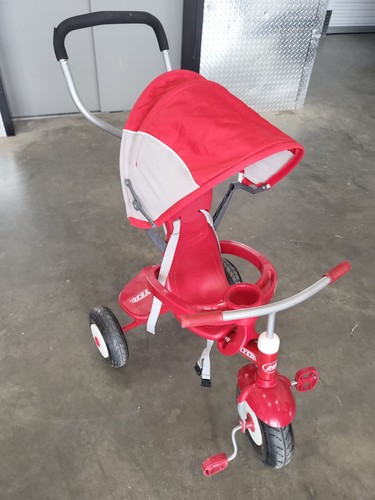 Radio flyer red - radio,