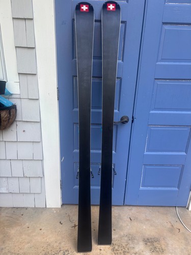 Skis with bindings 180 - skis,