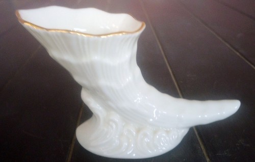 Lenox cornucopia horn - horn, of