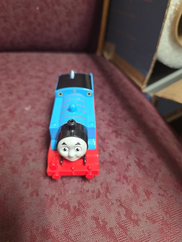 Thomas friends trackmaster - thomas,