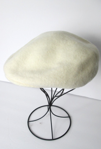 Vintage 100 wool - vintage,