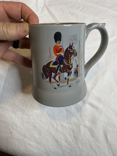 Wade pottery england - 4, 1/2"