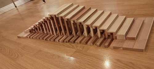 Scale model train - scale, trestle