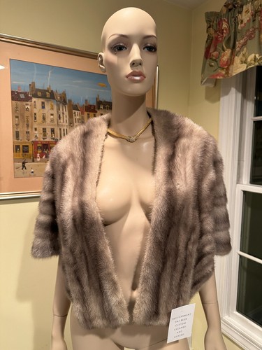 Sapphire blue iris gray mink - gray,