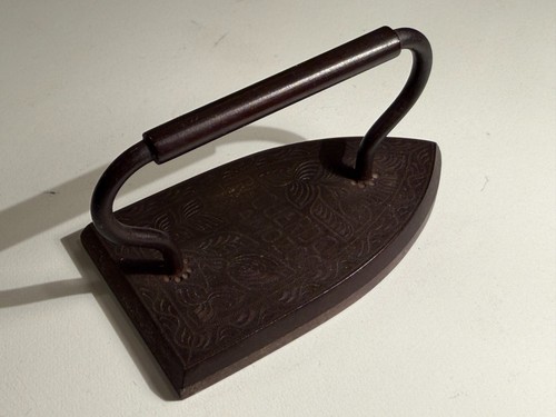 Antique miniature unusual flat - unusual,