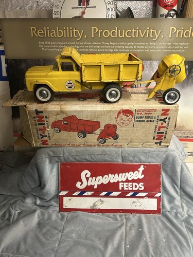 Nylint toy ford dump truck - toy,