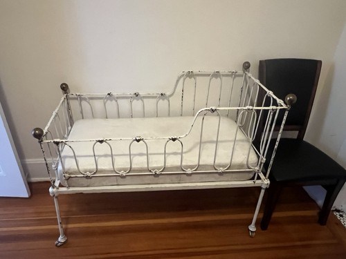 Vintage baby crib cast iron - crib,