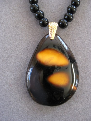 Pretty black and gold - gold, fire