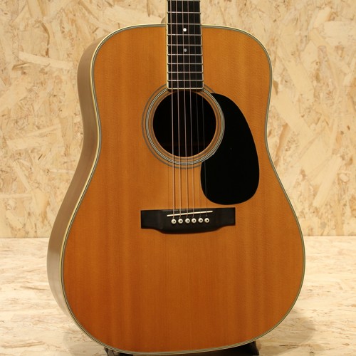 Martin 1974 used acoustic - d-35,