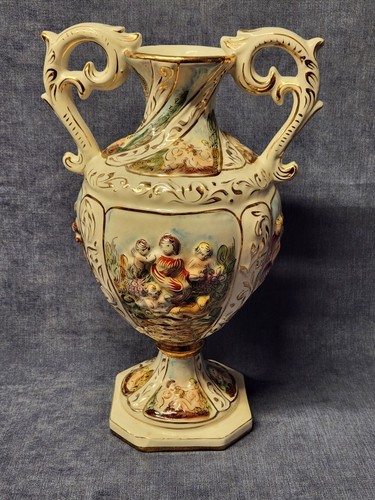 Capodimonte florentine hand - capodimonte,
