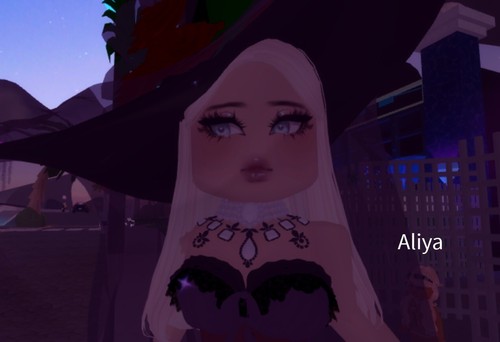 Royale high whimsy witch sets - royale,