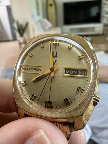 1972 218 bulova accutron - n2,