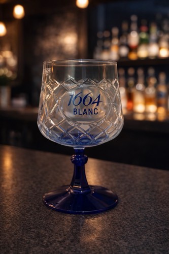 Kronenbourg 1664 blanc pint - kronenbourg,