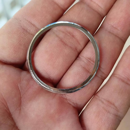 Genuine used crack bezel - genuine,