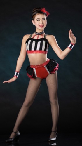 Glamour solo jazz dance - glamour,