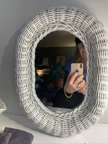 Vtg whitewashed oval - vtg,