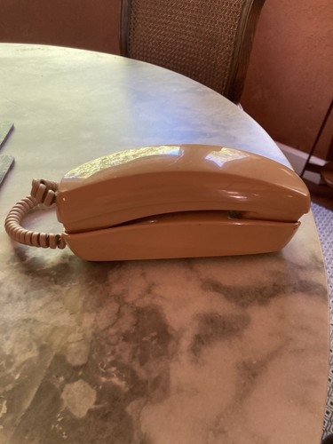 Vintage beige itt bell - ,