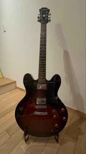 Epiphone semi hollow guitar - semi-hollow,