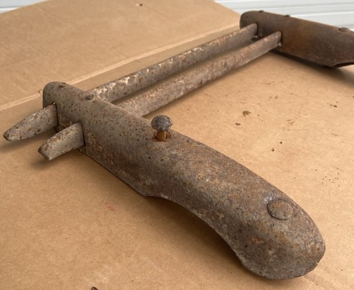 Rat rod grill - rod, guard