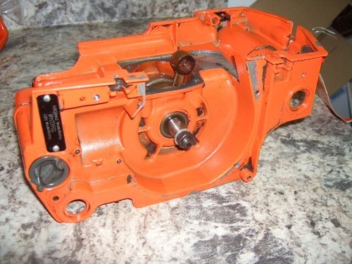 Husqvarna crank case - crank,