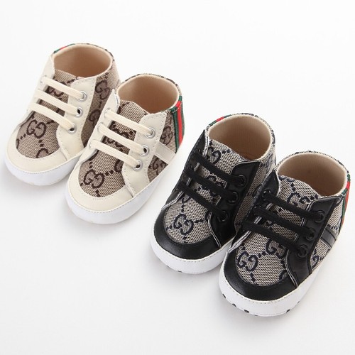 Newborn baby boy - baby, shoes