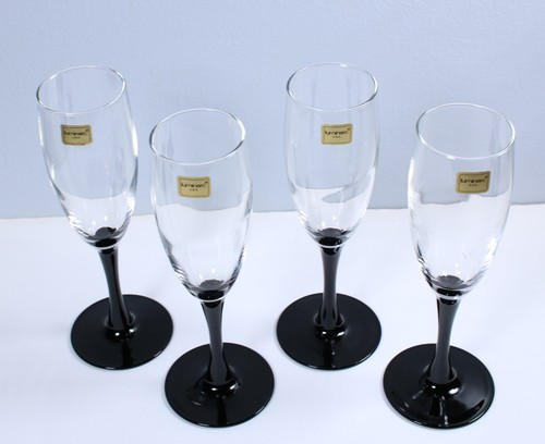 Vintage champagne flutes - champagne,