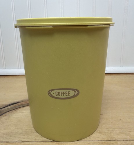 Vintage tupperware avocado - tupperware,