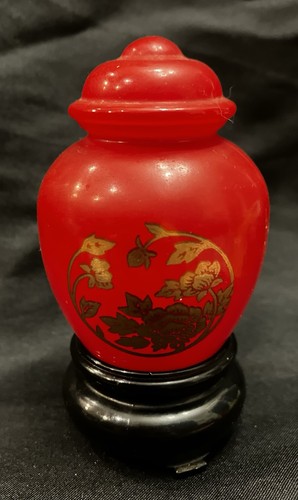 Avon vtg asian - avon, red