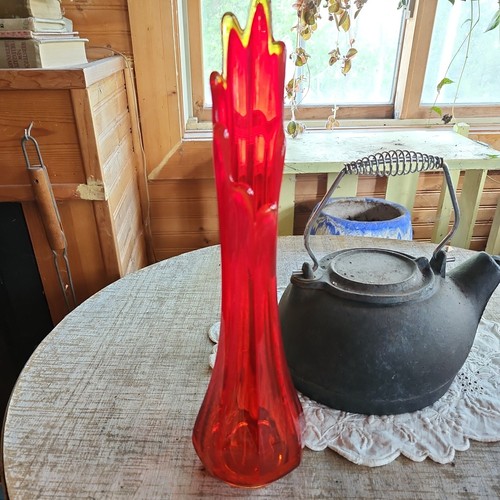 Smith swung vase ribbed - smith,