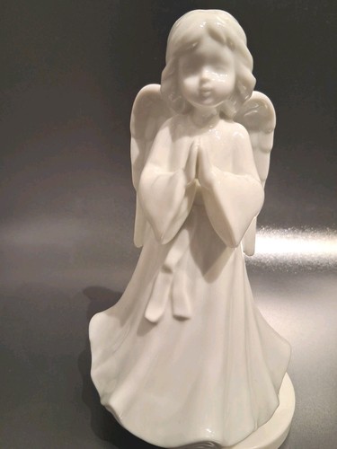 Vintage figurine white - vintage,