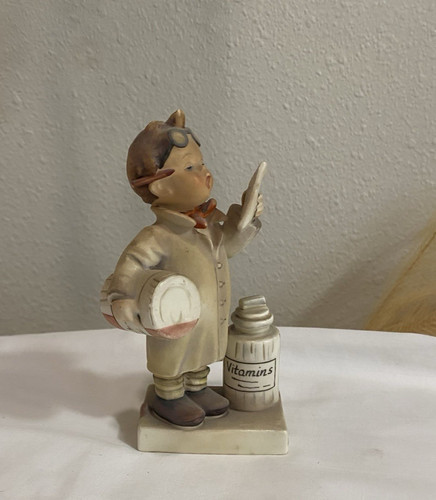 Vintage 1955 goebel hummel - vintage,