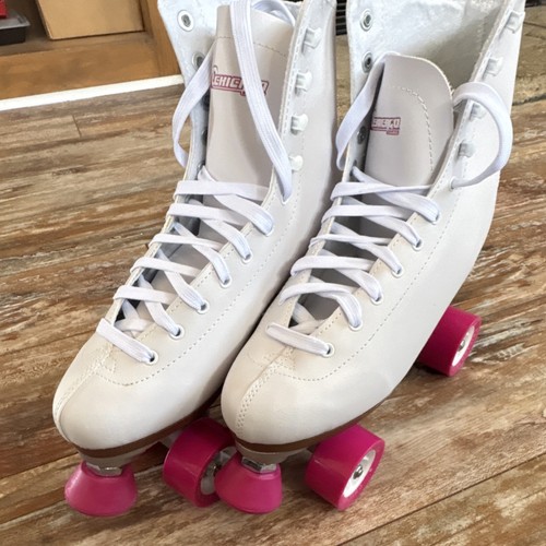 Chicago women white roller - chicago,