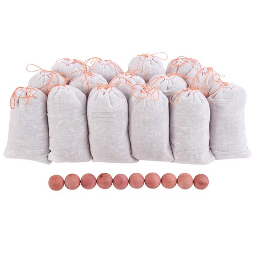 Cedar chip bags and 10 - cedar,