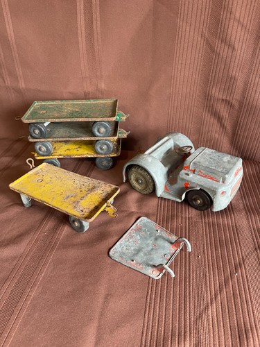 Doepke airport tug model - doepke,