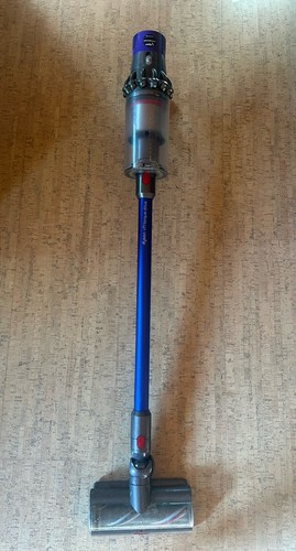 Dyson v10 cordless stick - dyson, v10/v8