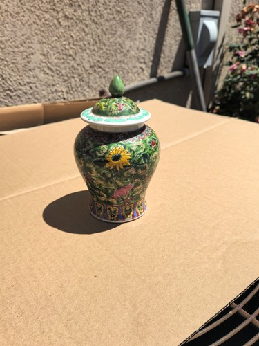 Small vintage chinese hand - vintage,