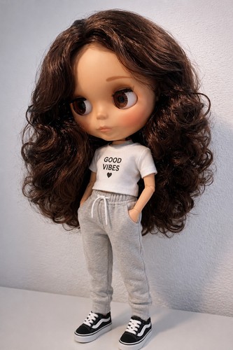 Neo blythe doll brown - doll,