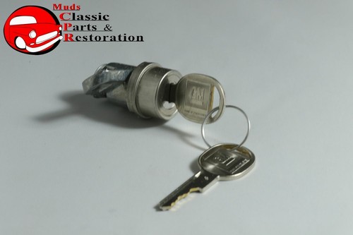 Camaro trunk lock - lock, round
