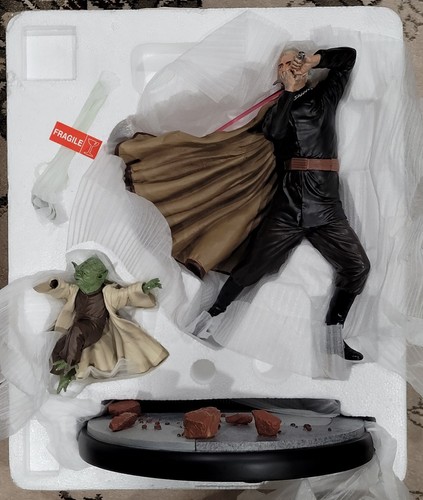 Sideshow yoda dooku diorama - yoda,