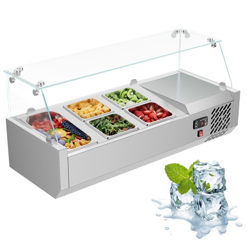 Salad sandwich prep table - sandwich,