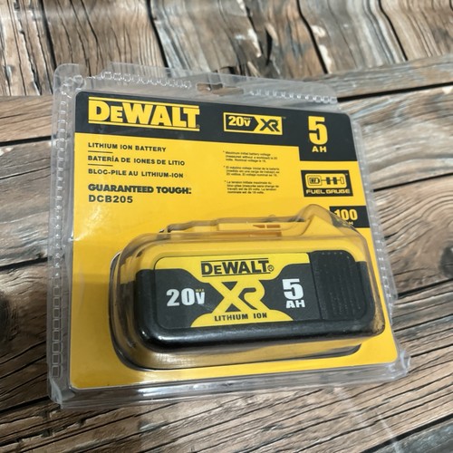 Dewalt dcb205 20v - dcb205, max